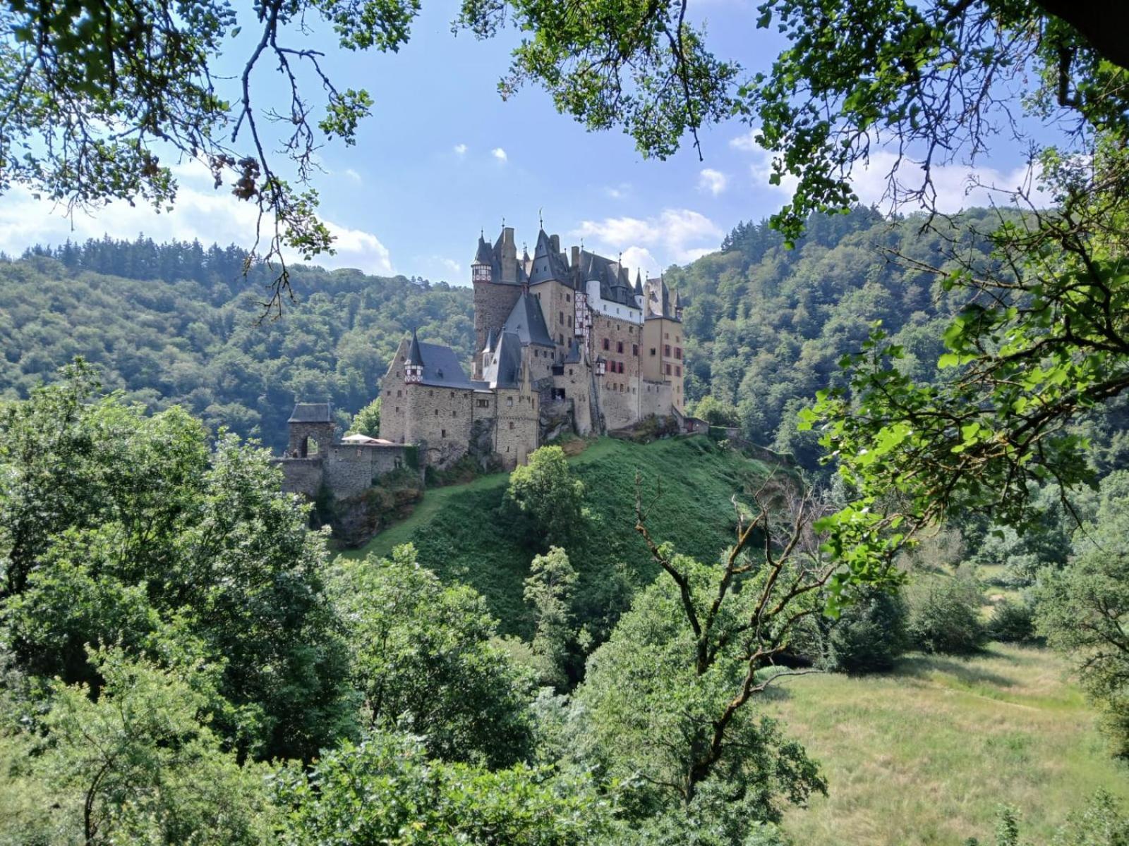 Gasthaus Korneli Sankt Aldegund Zewnętrze zdjęcie