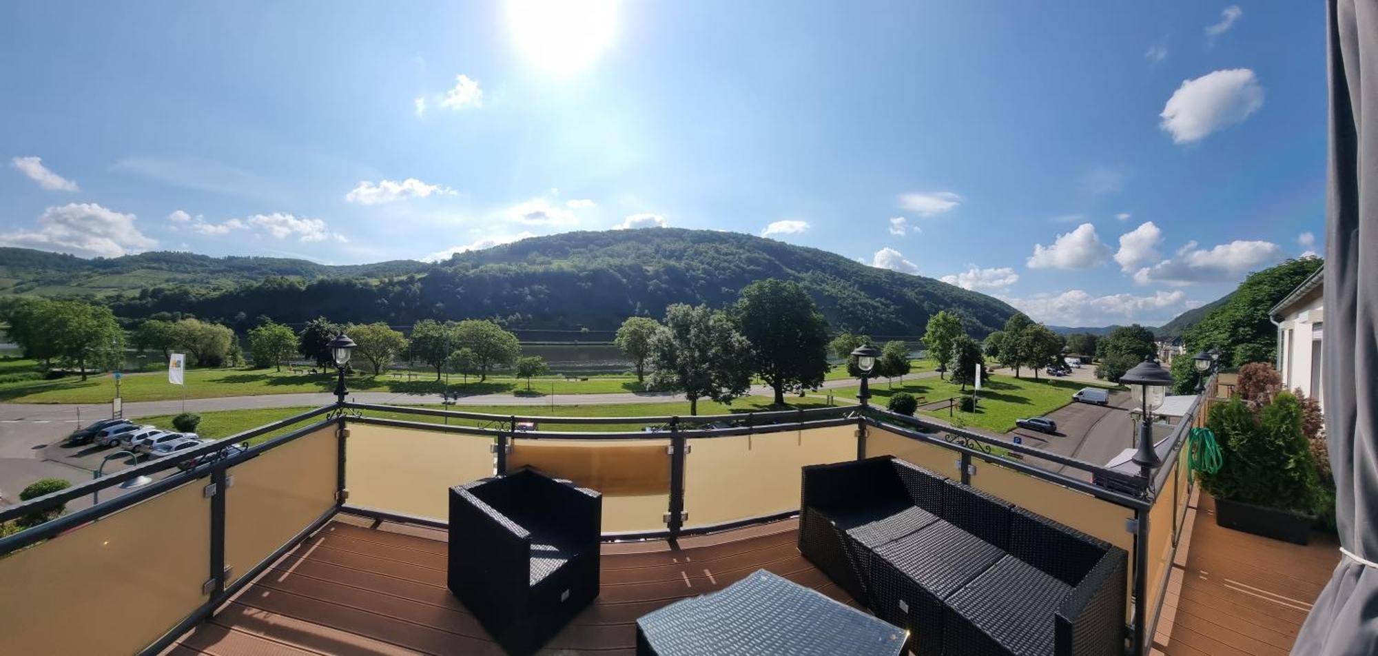 Gasthaus Korneli Sankt Aldegund Zewnętrze zdjęcie