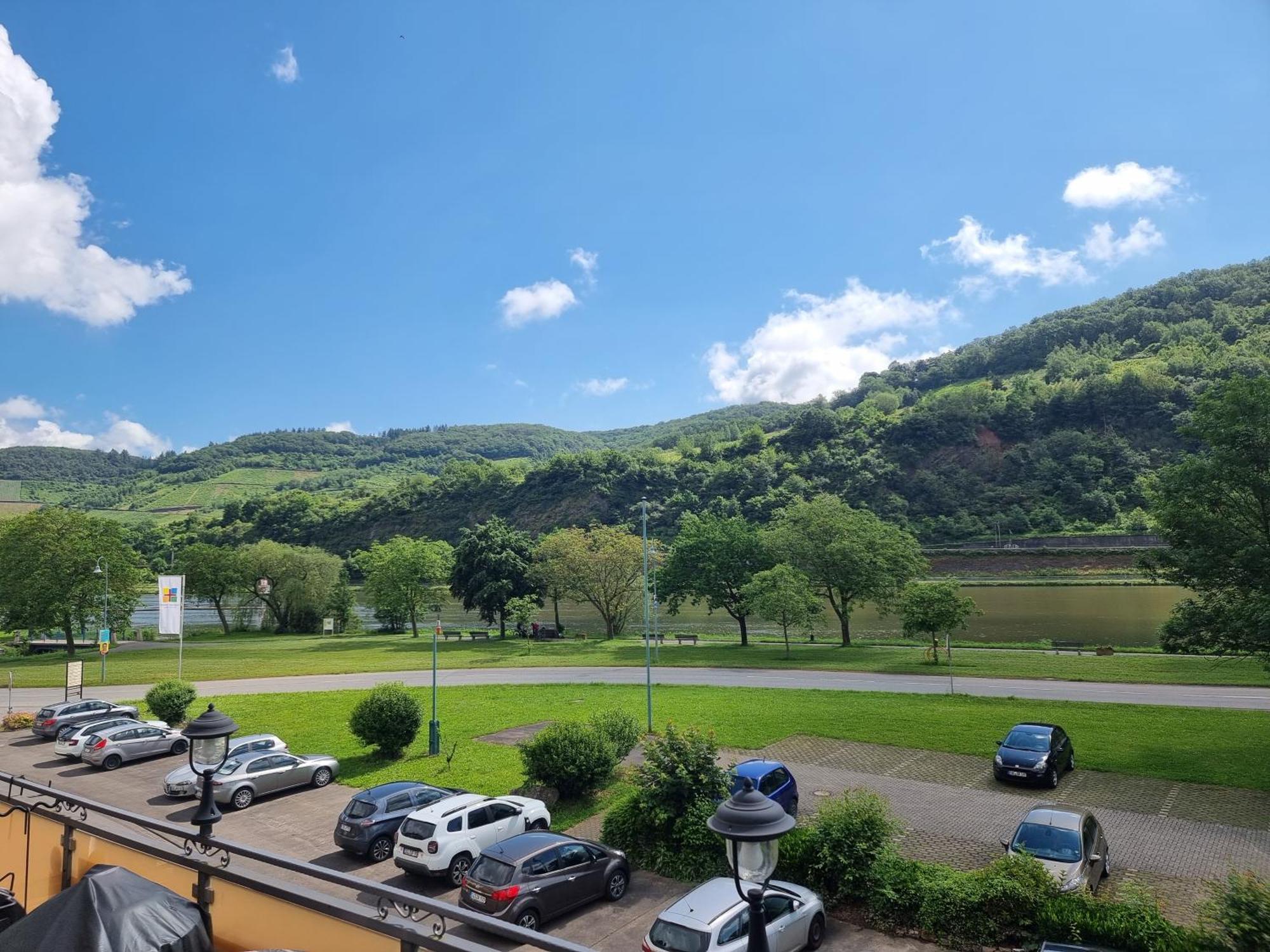 Gasthaus Korneli Sankt Aldegund Zewnętrze zdjęcie